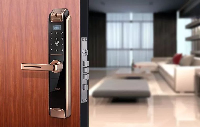 钢质门多少钱一平米？不同品牌、材质和功能的钢质门价格差异大。